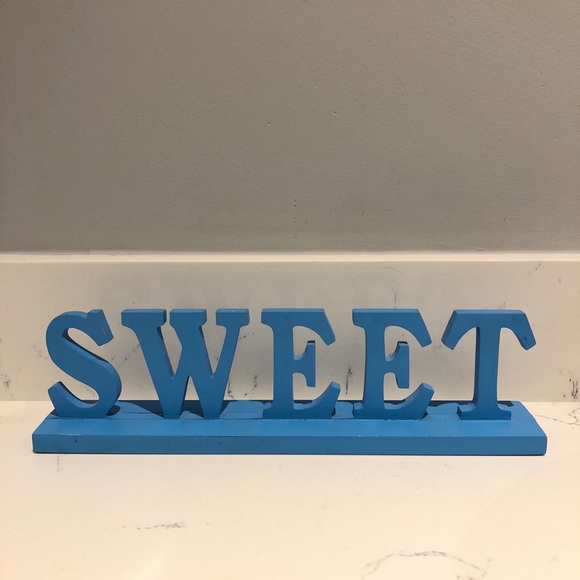 3/$20 🖤 Home Outfitters “SWEET” Block Sign - Picture 1 of 3